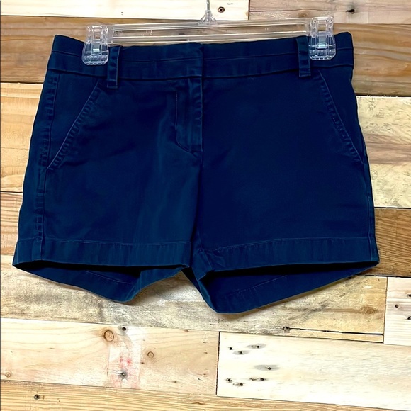 J. Crew size 00 Navy Blue Chino Low-rise 3.5”Shorts with Front and Back Pockets - Picture 1 of 10